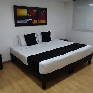 Santiago Plaza 2* Bogota